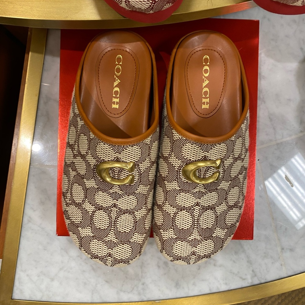 Coach Hadley Signature Logo Print Jacquard Clogs - Picture 3 of 4